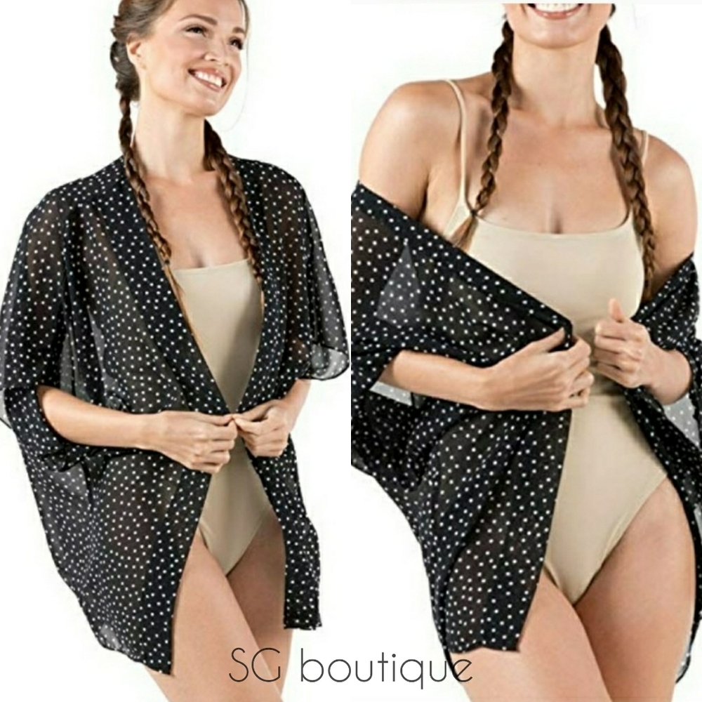 🆕⭐ Black and white polka dot kimono shrug